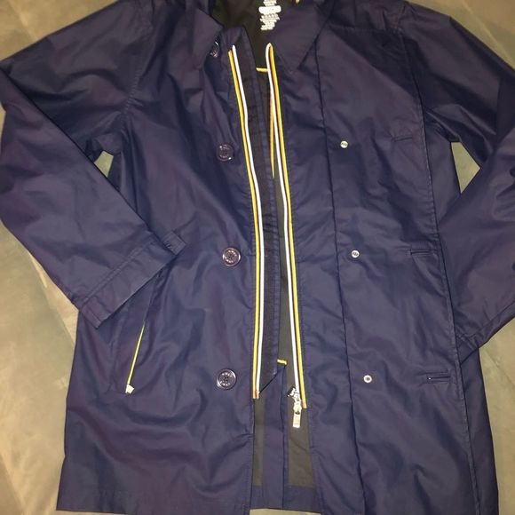 K-way rain coat. Perfect condition. Youth 16. Could fit a women’s small/ medium - Picture 2 of 5
